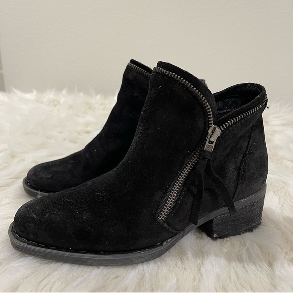 Women’s Born Montoro Black Distress Leather Boots 6 US! - Picture 5 of 14